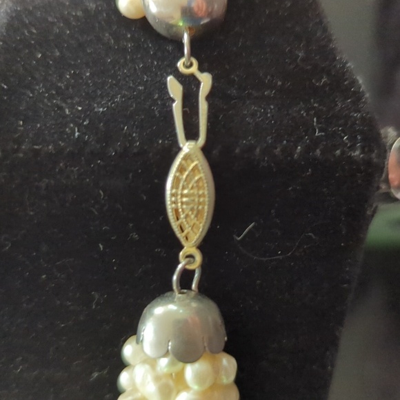 Unbranded 5-Strand Faux Pearl Beaded Necklace - Picture 4 of 5